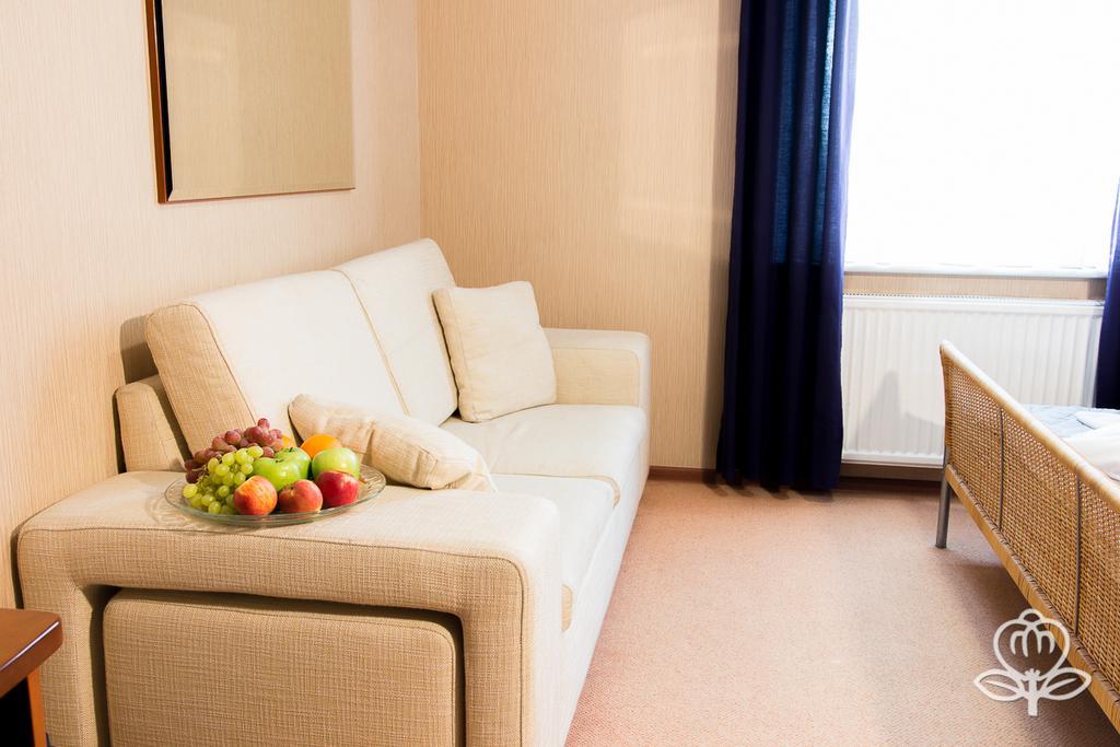 L'Ascada Hotel Сьрем Экстерьер фото